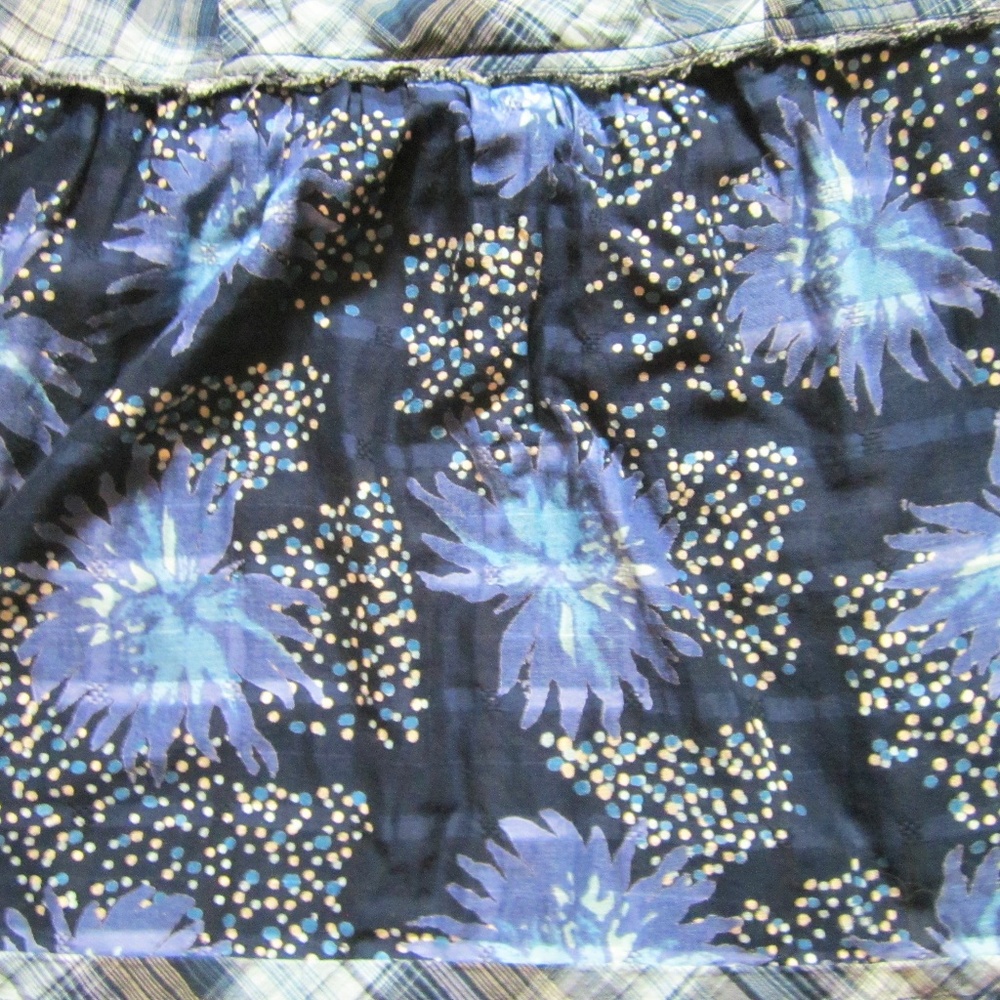 Calvin Klein M Blue Plaid/Floral Adjustable Strap - Picture 4 of 5